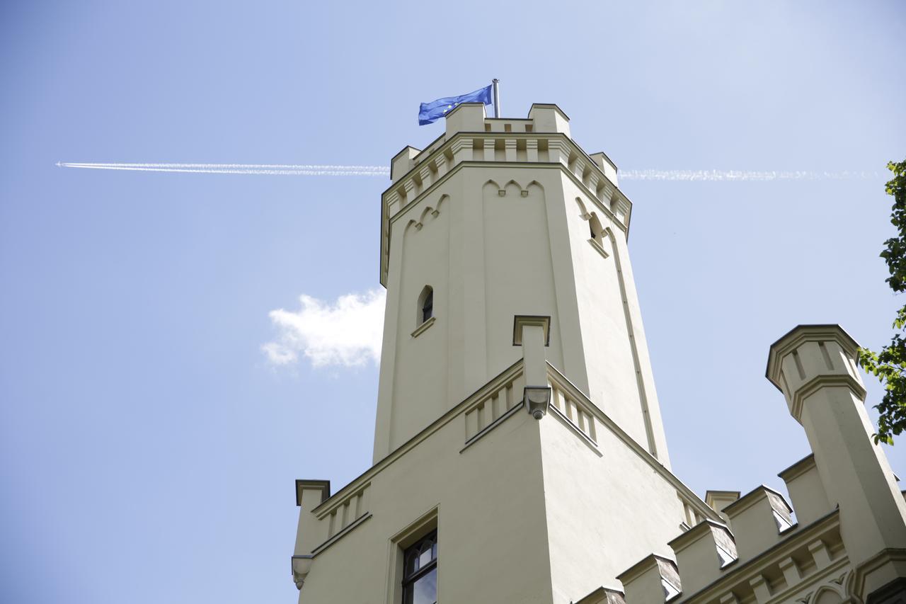 Romantik Hotel Schloss Reichenow Екстериор снимка